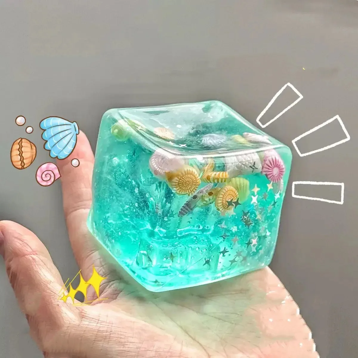 感覚玩具スクイーズブラインドボックスシリーズ、ランダムキュー - Mystery Box Blind Bag のレビューと価格