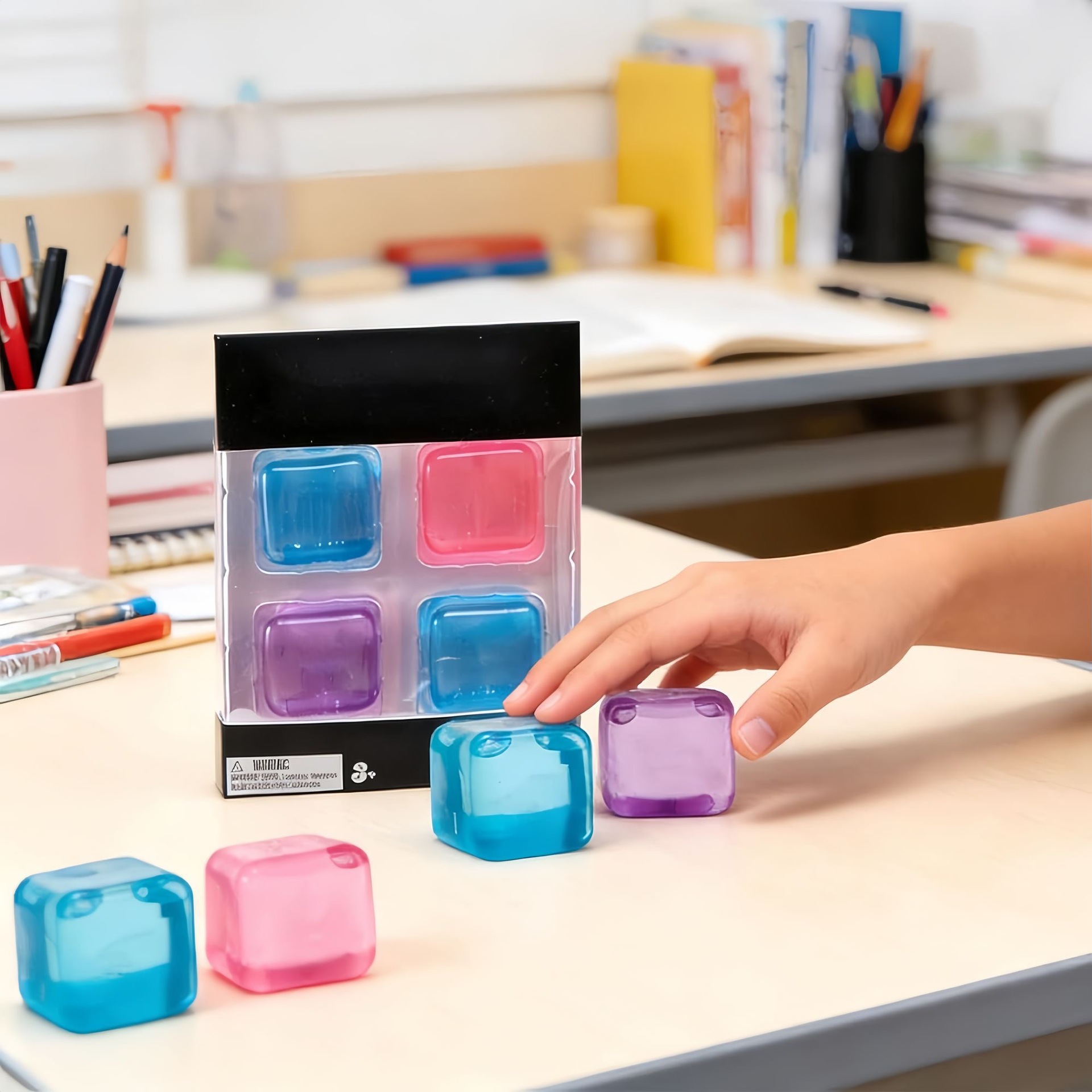シリンギング ニードオーニースキューブ感覚玩具 ストレス解消 - Fidget Cube Original のレビューと価格